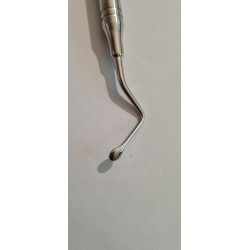 Cucharilla de legrado lucas dentada 3.5 mm