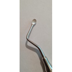 Cucharilla de legrado lucas dentada 3.5 mm